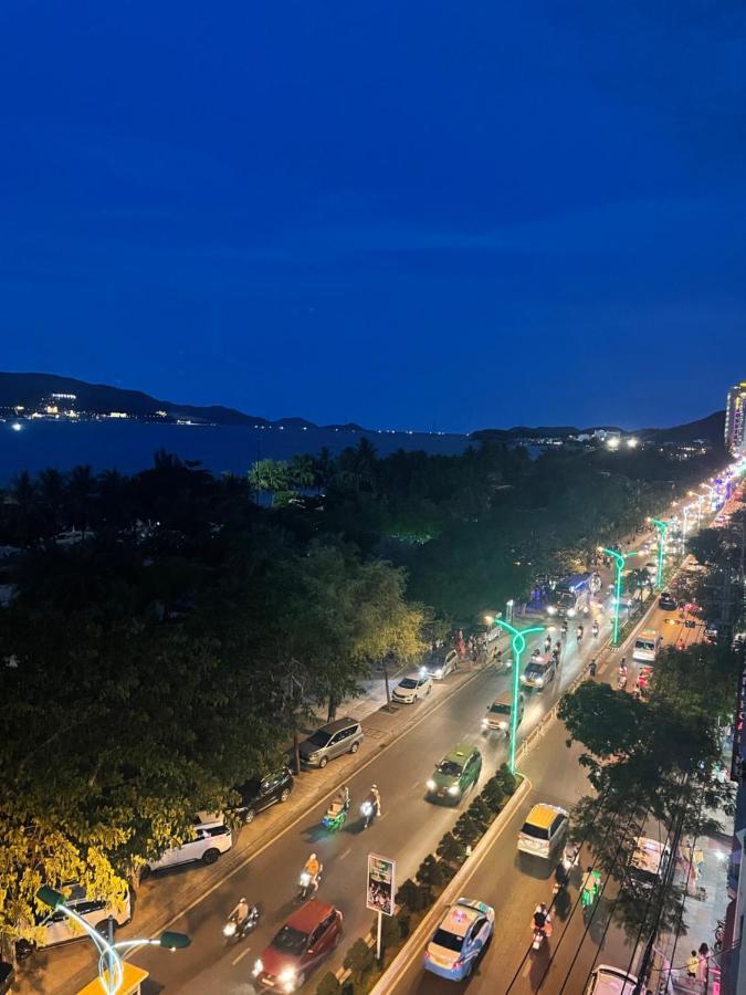Anh Minh - Manchester Hotel Nha Trang Exteriér fotografie